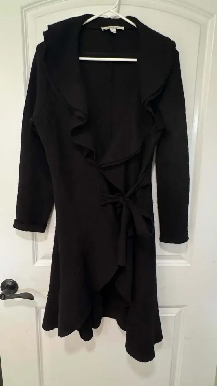 Black 100% Wool Ruffle Wrap Cardigan Sweater Coat Tie Waist Small
